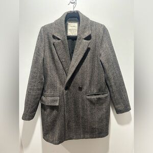 PULL & BEAR size M oversized long sleeve coat, with pockets, liner